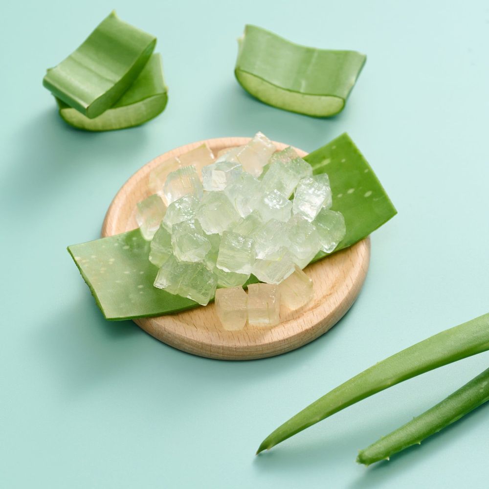 Bạn có thể dùng nha đam đã sơ chế và cắt hạt sẵn của GC Food để làm gel nha đam trị bỏng tại nhà