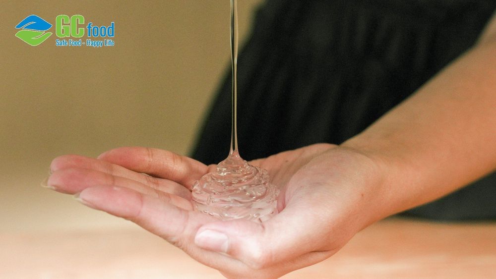 Aloe vera gel is the important part of every beauty remedy nowadays.