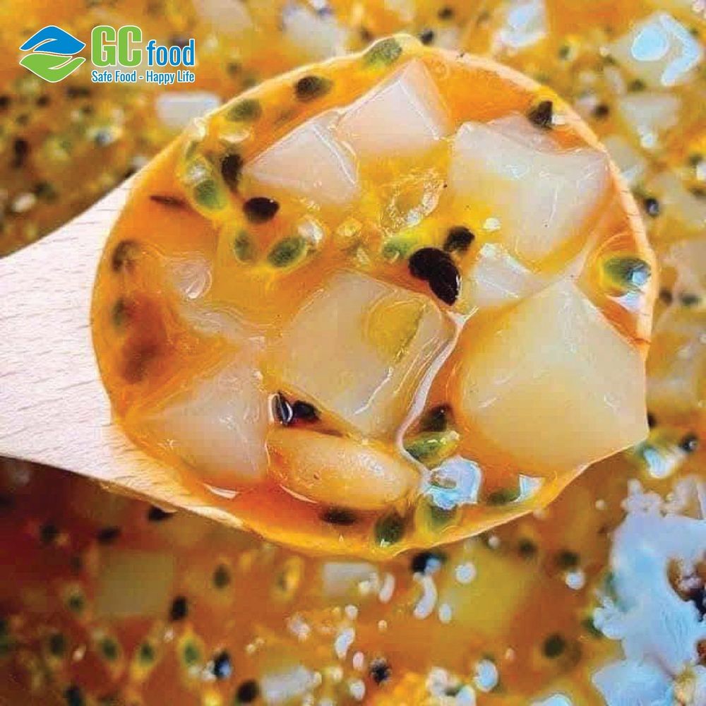 Thạch dừa vị chanh dây là món giải khát lý tưởng cho ngày hè.