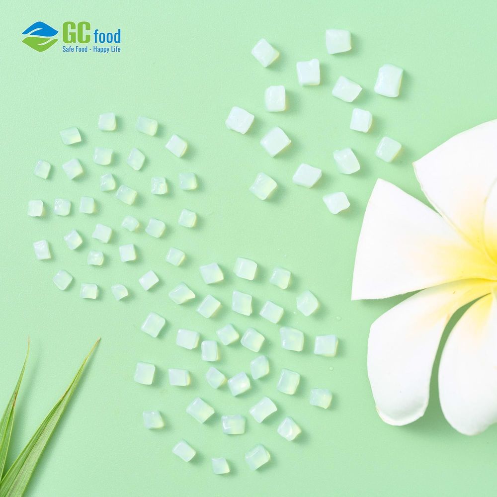 A little less mango and a touch of coconut jelly, and you’ve got a perfectly refreshing dessert without being too rich.