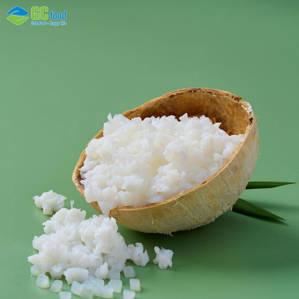 The main ingredient for making high-quality young coconut jelly is fresh young coconut water.