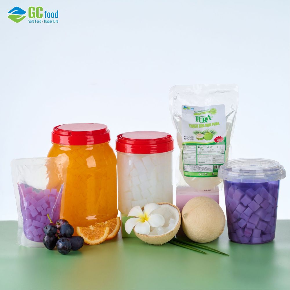 Thạch dừa dạng sợi trên thị trường có nhiều quy cách đóng gói khác nhau.