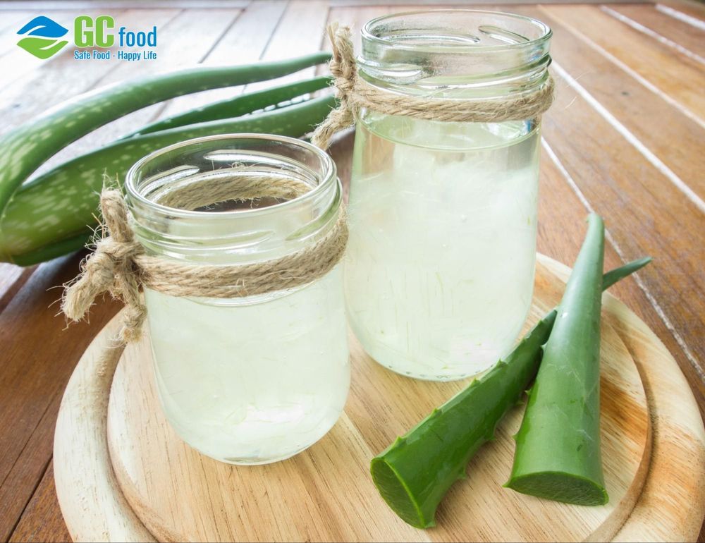 Aloe vera juice contains various vitamins, minerals, and natural antioxidant compounds.