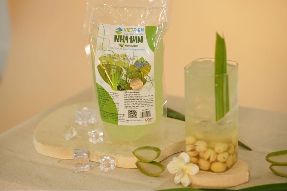 Natural aloe vera is a pretty safe and effective way to deal with acid reflux.