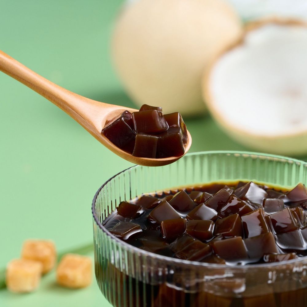 To make your dessert more fun to eat, top it with a few pieces of GC Food coconut jelly.
