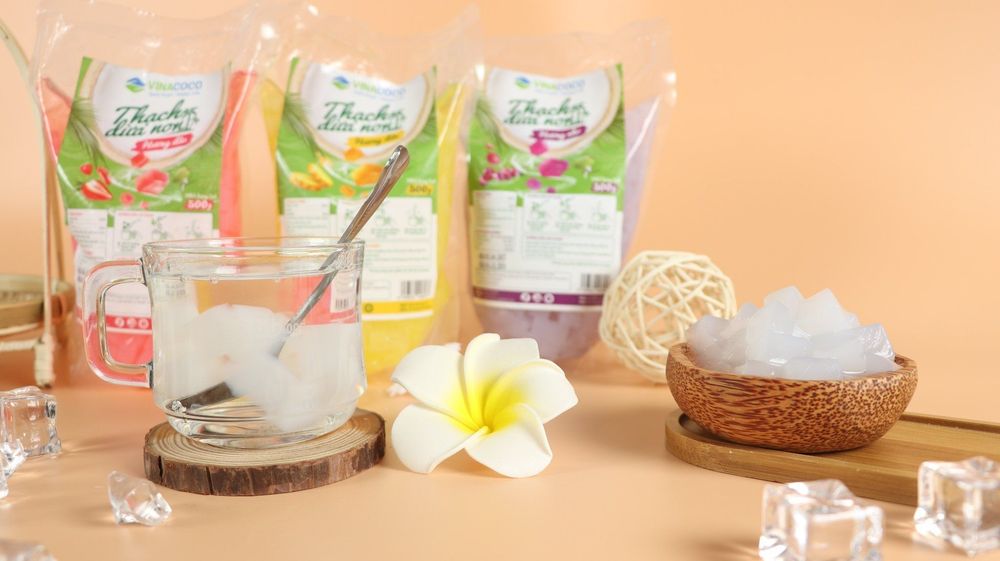 You can use ready-made nata de coco to save time during preparation.