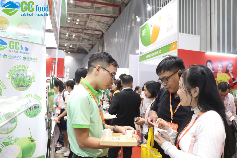 Người tiêu dùng ngày càng ưu tiên thực phẩm xanh và an toàn.