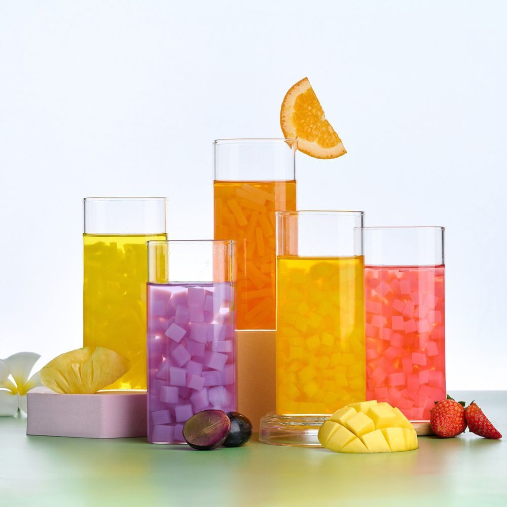 Colorful nata de coco made from natural ingredients is both eye-catching and healthy.