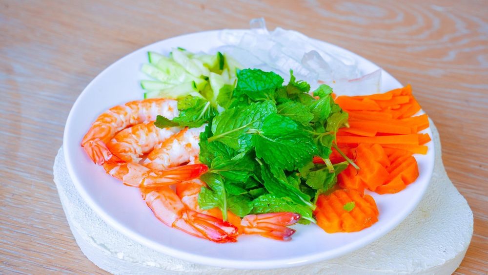 If you’re looking to try something new, give this aloe vera salad a go. It won’t disappoint you.