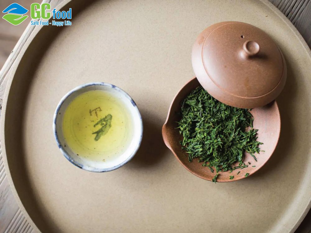 Steep the buckwheat tea for about 10 - 15 minutes to fully extract its natural goodness.