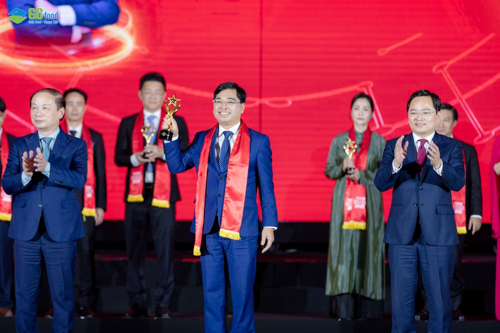 Vua nha đam Nguyễn Văn Thứ được vinh danh trong Giải thưởng Sao Đỏ 2025.