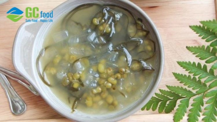 Cách nấu chè đậu xanh rong biển nha đam ngon mát, thanh nhiệt 