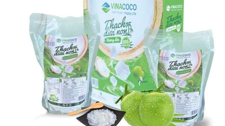 How to make noodle-shaped coconut jelly at home