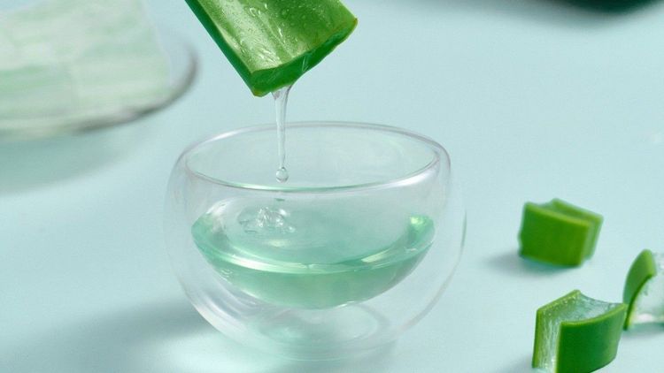 Natural aloe vera facial cleanser: How to use it the right way