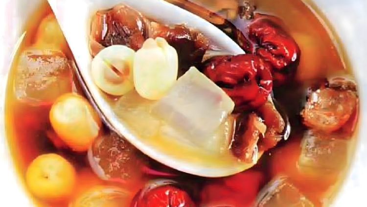 Cách nấu chè đậu xanh nha đam táo đỏ thanh mát giải nhiệt cực dễ