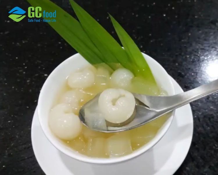 Chè nha đam long nhãn hạt sen hỗ trợ thanh nhiệt, giảm nóng trong hiệu quả.