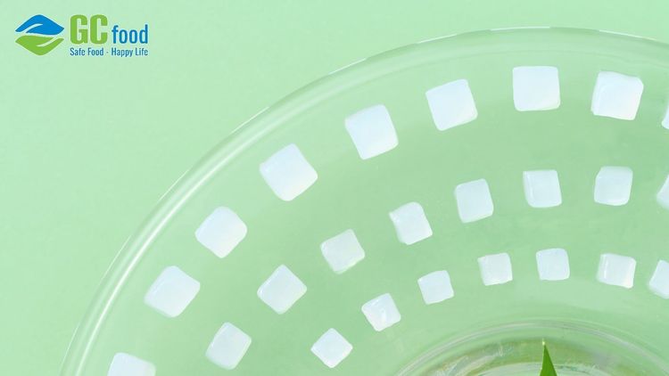 Công thức làm trà sữa kem trứng dừa nướng thêm topping thạch dừa